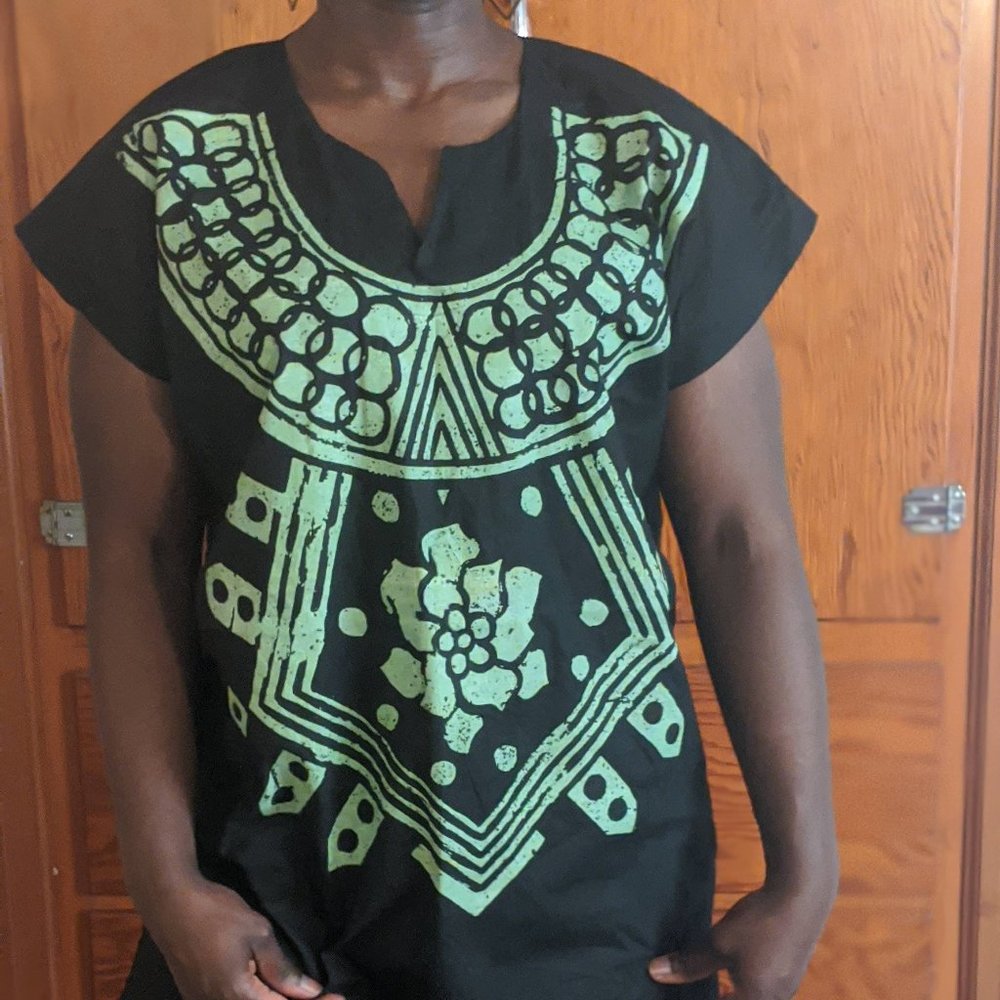 M/L Dashiki african print shirt